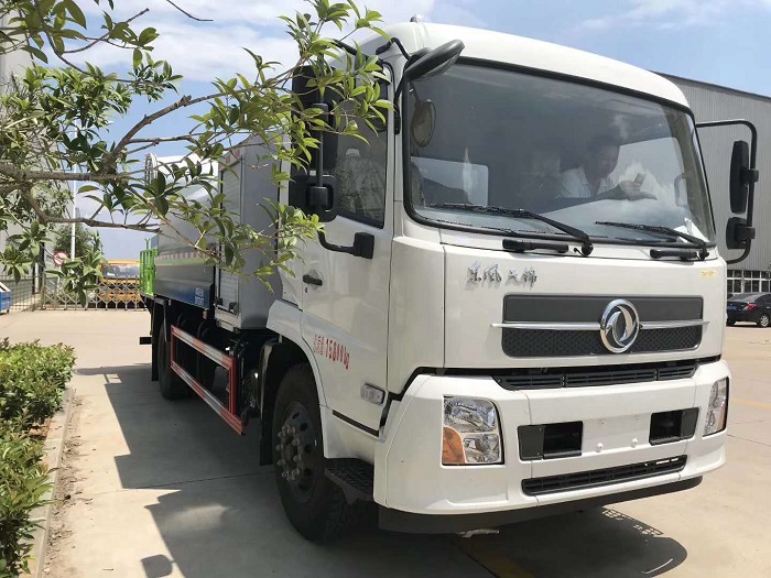 東風天錦8-12方多功能抑塵車 東風天錦8-12方多功能抑塵車圖片