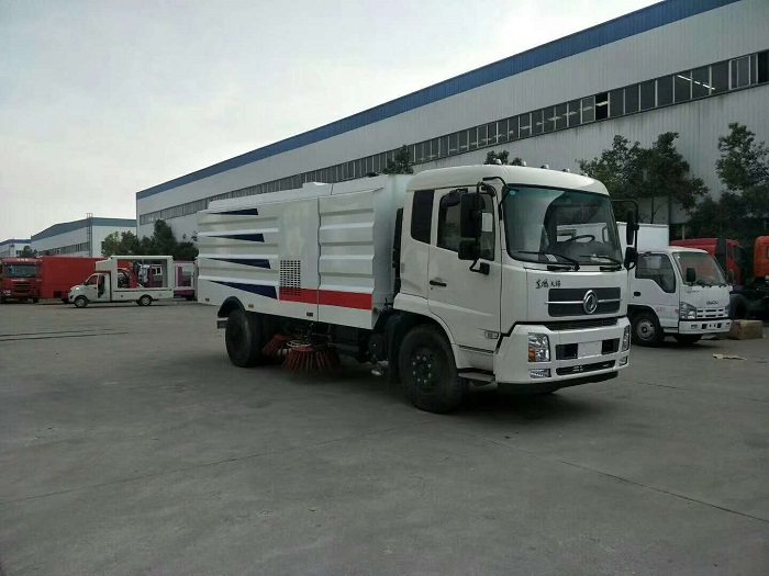 東風天錦掃路車 東風天錦掃路車圖片