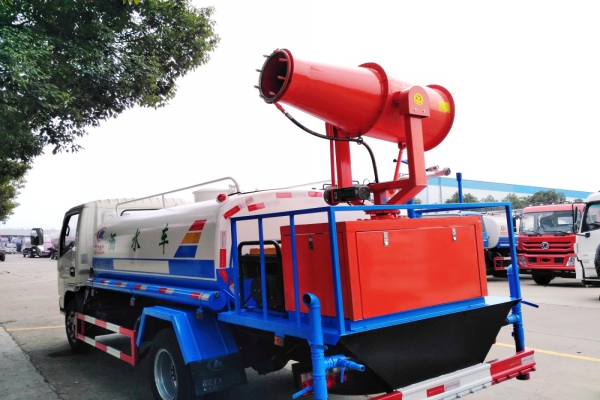 東風(fēng)小多利卡綠化噴灑車(4.5立方、30米霧炮機(jī)) 東風(fēng)小多利卡綠化噴灑車(4.5立方、30米霧炮機(jī))圖片