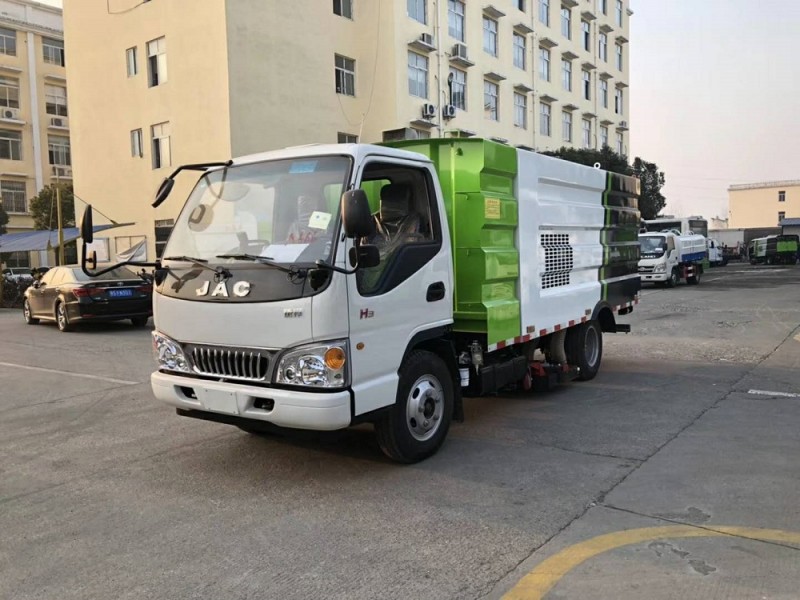 江淮小型5方吸塵車(chē)