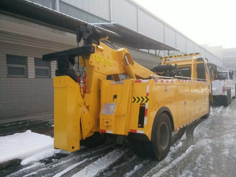 解放單橋拖吊聯(lián)體(一托一)清障車