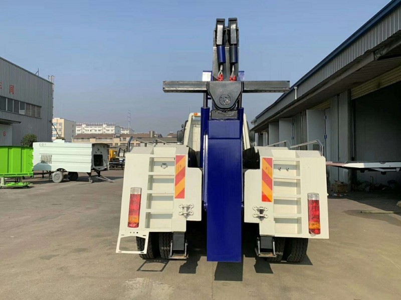 解放單橋拖吊聯(lián)體(一托一)清障車