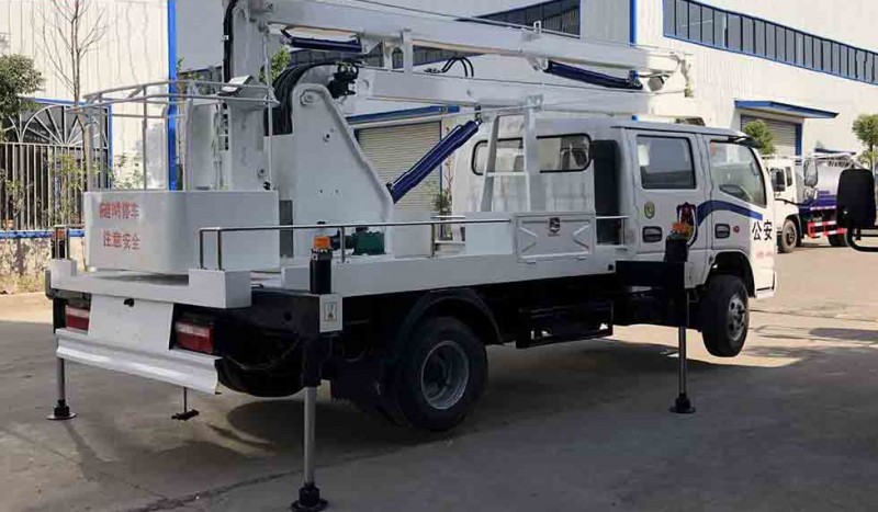 東風(fēng)多利卡雙排12米藍(lán)牌高空作業(yè)車 東風(fēng)多利卡雙排12米藍(lán)牌高空作業(yè)車圖片