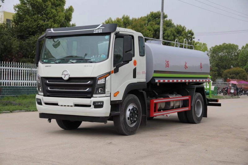 成都大運灑水車（13方）