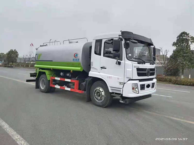 東風(fēng)福瑞卡F9灑水車